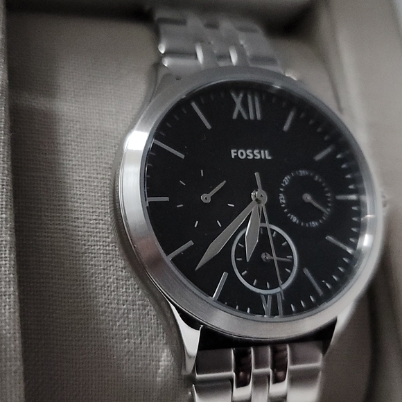 His&Hers silver Fossil watches NWT - Picture 4 of 4